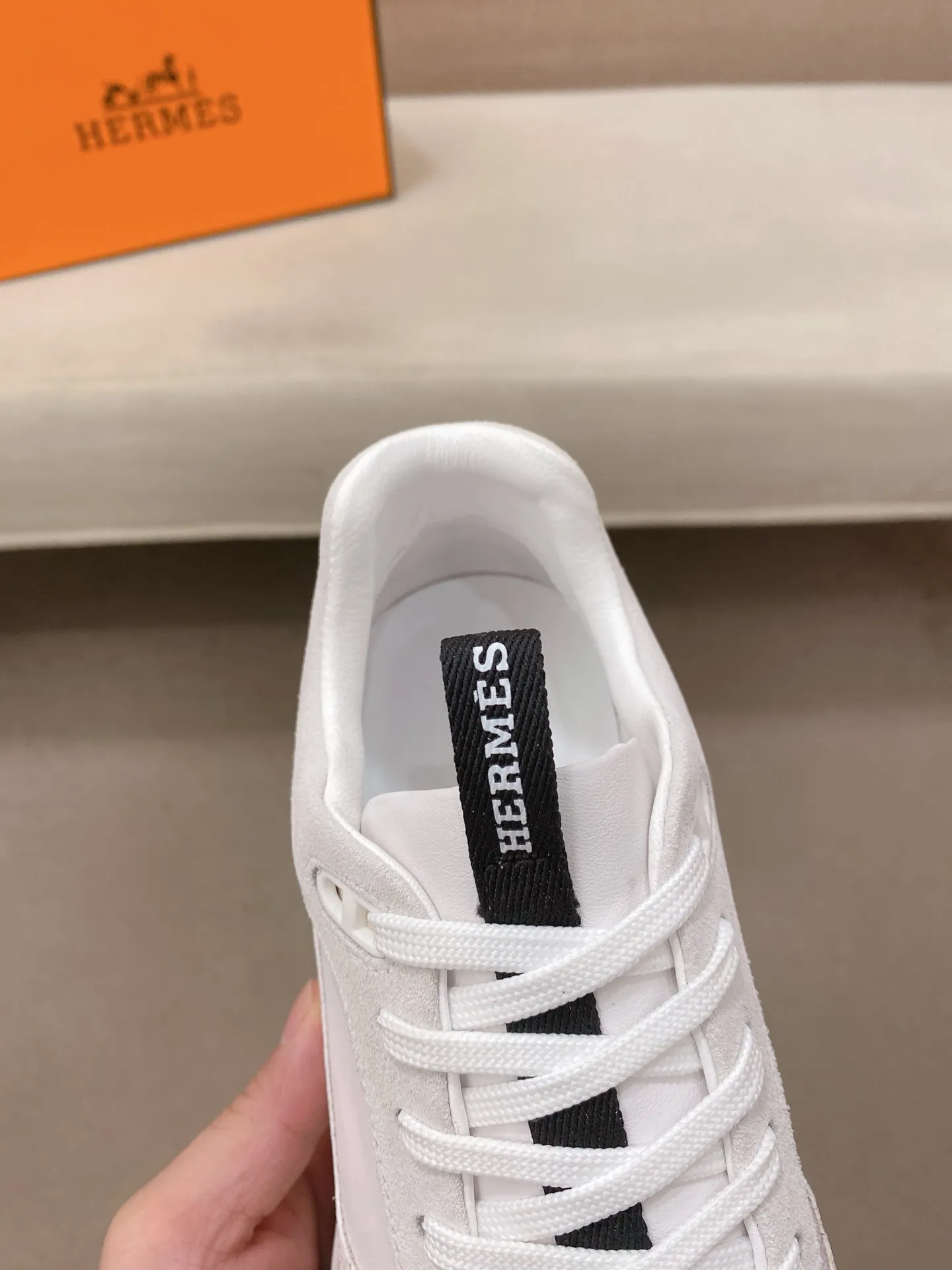 Men's clothing and shoes💰: 520💰《HERMES》【Classic original single version】Hermès; top 🔝purchasing agent🔍🔍men's latest 🇺🇸 counter sales simultaneously, original imported from Italy ▲▲first-layer cowhide ▲▲ (high-end, nobility, class) times) Exquisite workmanship (Italian 🇮🇹Imported water-dyed 🐂cowhide lining) sole: Original sole provided by the original factory, ⚠️exclusive double-layer activity·TPR·rubber·combined molded outsole; super comfortable·wear-resistant·non-slip·environmental protection The real thing is more beautiful if you take the real thing (high quality, follow the order), you can enter and exit the counter at will * Number of yards: 38·39·40·41·42·43·44# (can be customized 45.)